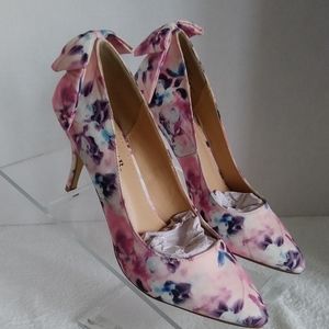 JustFab Satina floral pumps